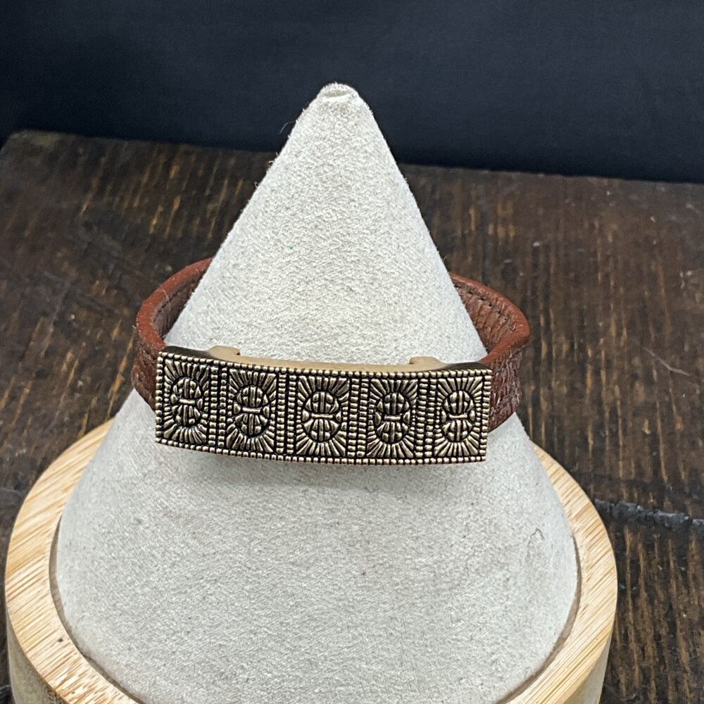 Barse Magnetic Bracelet- Leather & Bronze- NWT